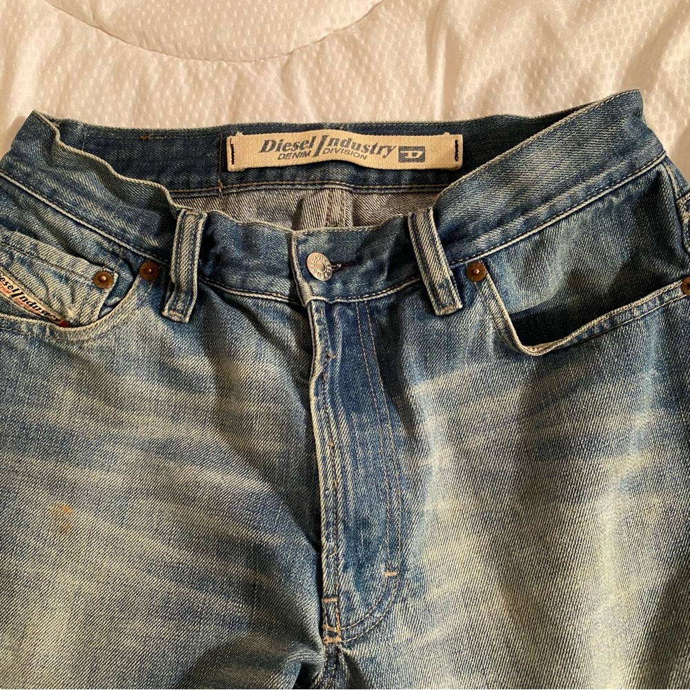 Vintage Diesel Jeans, faded, zipper fly.